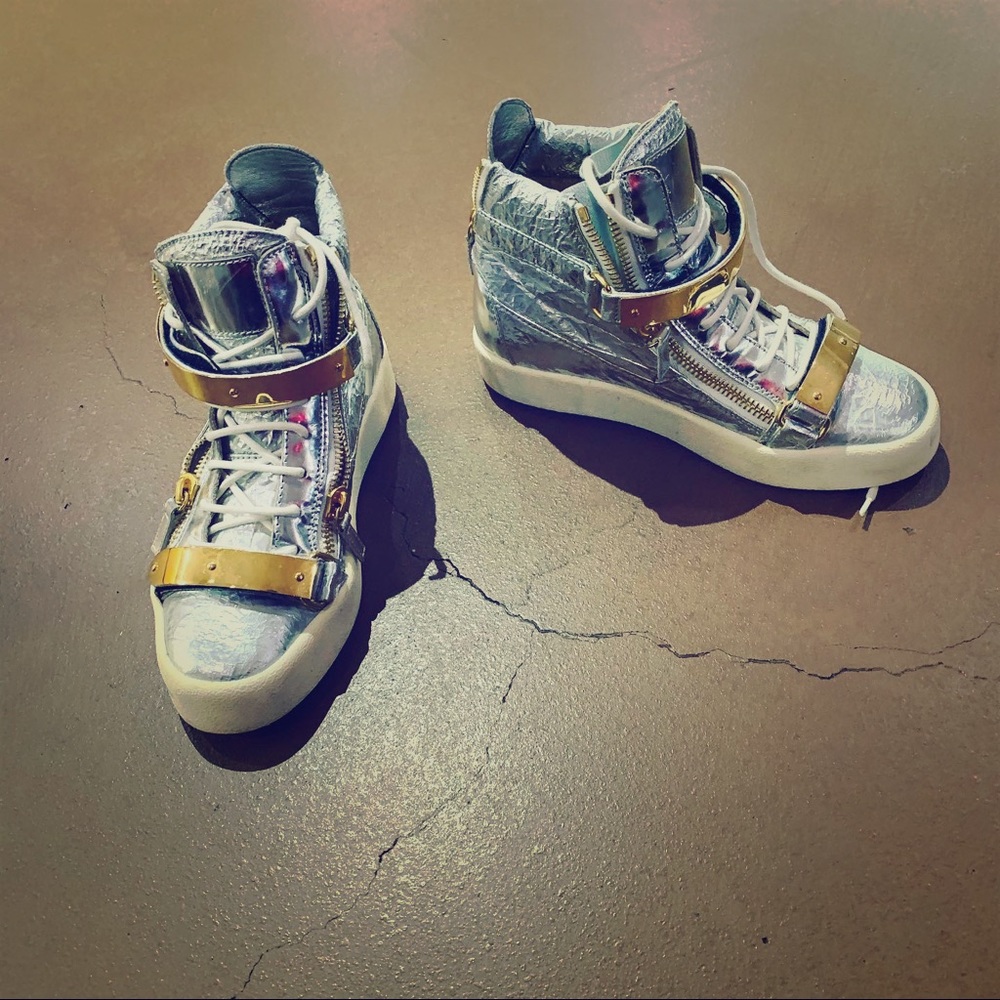 Silver sneakers Giuseppe zanotti